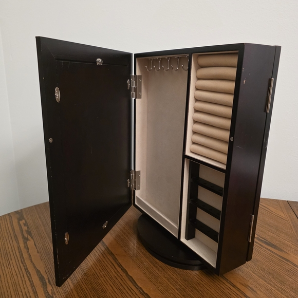 Black Rotating Display Case - Picture 3 of 7